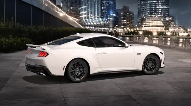 2026 Ford Mustang GT | GT PERFORMANCE PACKAGE - Photo 9