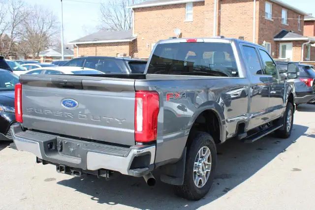 2025 Ford SUPER DUTY F-250 SRW XLT - Photo 6