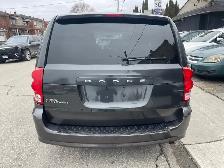 2012 Dodge Grand Caravan SE/SXT - Photo 6