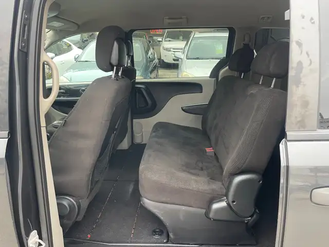 2012 Dodge Grand Caravan SE/SXT - Photo 9