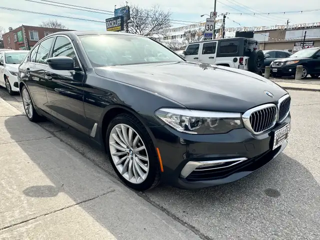 2017 BMW 530 i xDrive - Photo 6