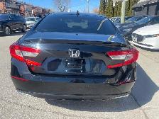 2018 Honda Accord LX - Photo 6