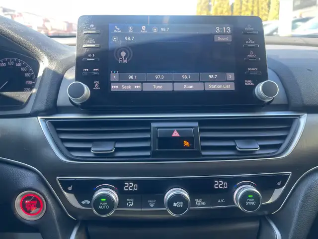 2018 Honda Accord LX - Photo 15