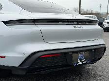 2021 Porsche Taycan Base PREMIUM PACKAGE - Photo 15