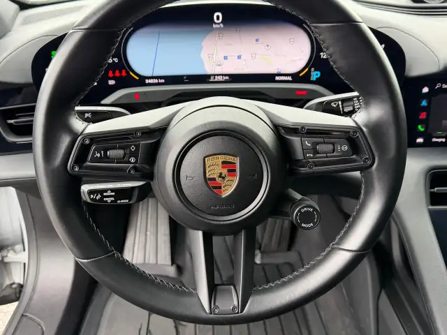 2021 Porsche Taycan Base PREMIUM PACKAGE - Photo 21