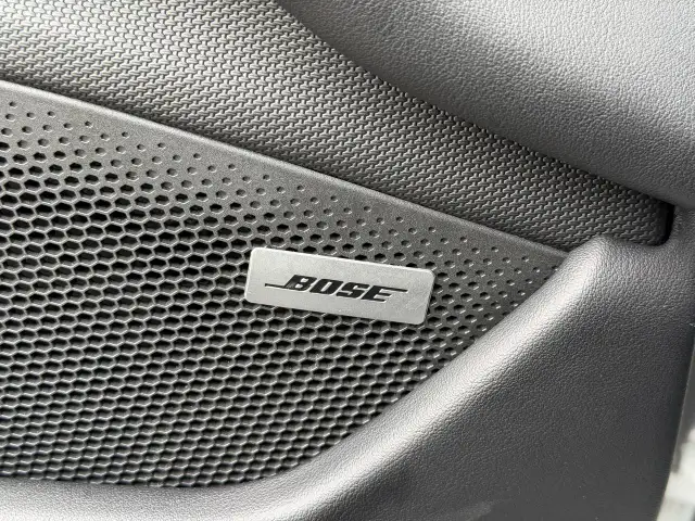 2021 Porsche Taycan Base PREMIUM PACKAGE - Photo 29