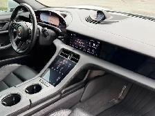 2021 Porsche Taycan Base PREMIUM PACKAGE - Photo 36