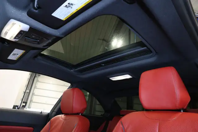 2021 BMW M240i M240i xDrive - LOW KM|SUNROOF|NAVI|CAMERA - Photo 9