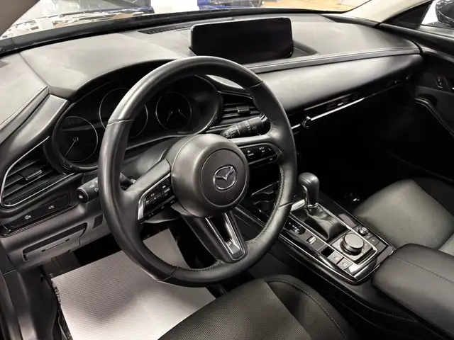 2025 Mazda CX-30 GS AWD - Photo 11