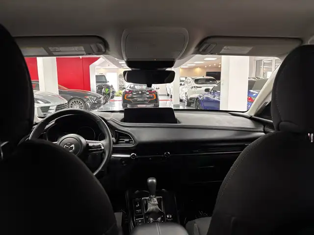 2025 Mazda CX-30 GS AWD - Photo 13