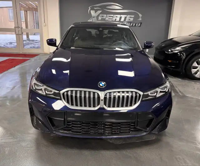 2024 BMW 3-Series 330i xDrive Sedan - Photo 9