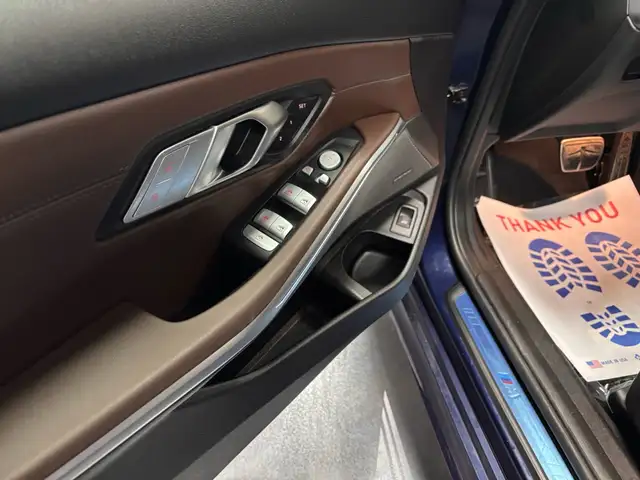 2024 BMW 3-Series 330i xDrive Sedan - Photo 10