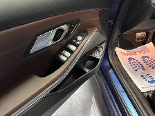 2024 BMW 3-Series 330i xDrive Sedan - Photo 10