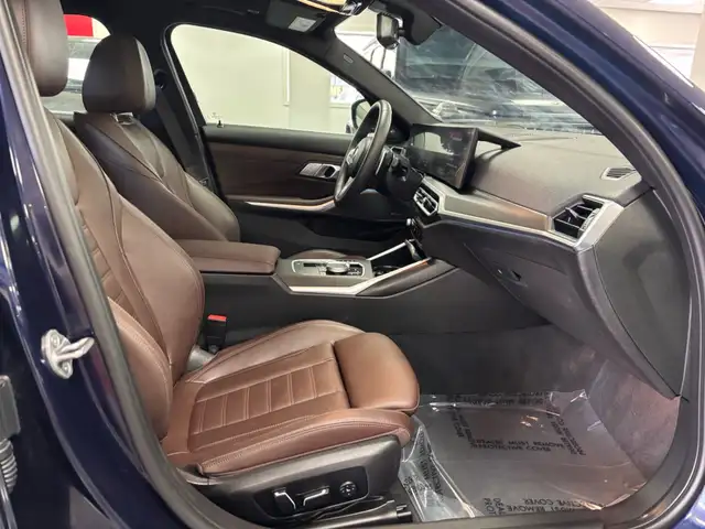 2024 BMW 3-Series 330i xDrive Sedan - Photo 19
