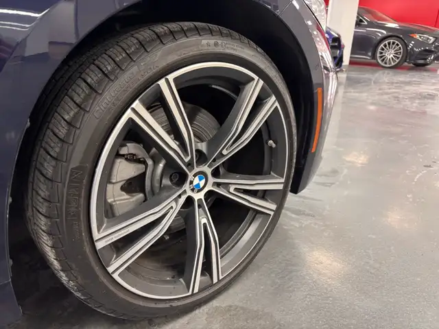 2024 BMW 3-Series 330i xDrive Sedan - Photo 35