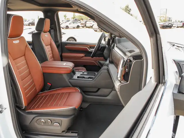 2026 GMC Sierra 3500HD Denali Ultimate - Photo 16