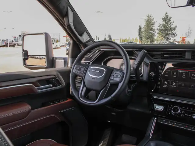 2026 GMC Sierra 3500HD Denali Ultimate - Photo 19