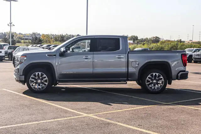 2026 GMC Sierra 1500 Denali - Photo 5