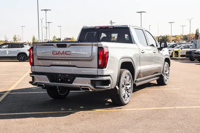 2026 GMC Sierra 1500 Denali - Photo 8