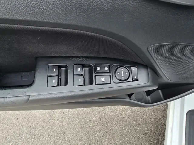 2017 Hyundai Elantra GL - Photo 9