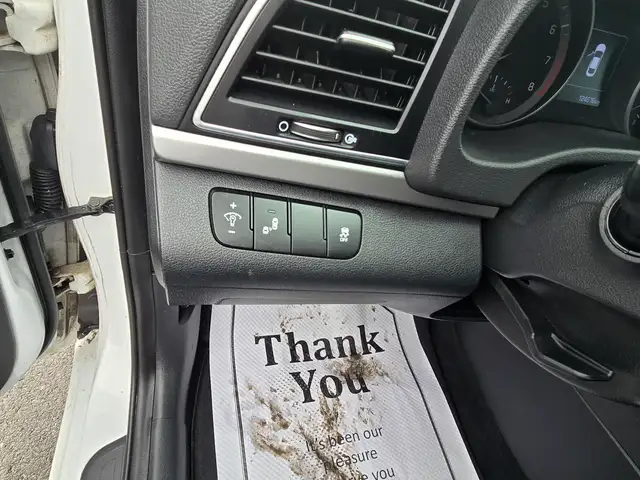 2017 Hyundai Elantra GL - Photo 10