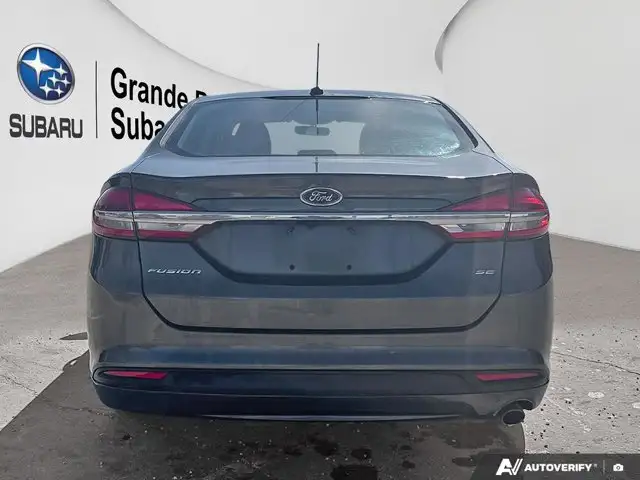 2018 Ford Fusion SE - Photo 4