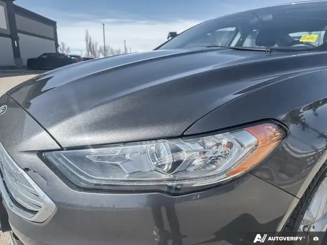 2018 Ford Fusion SE - Photo 11