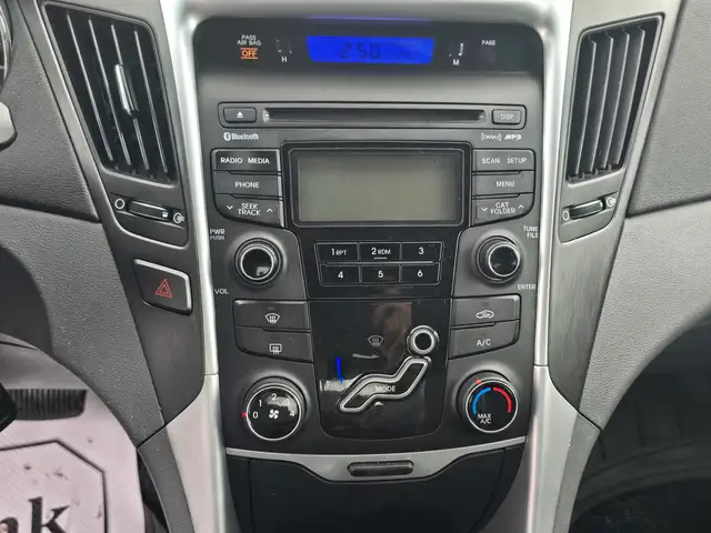 2013 Hyundai Sonata GL - Photo 13