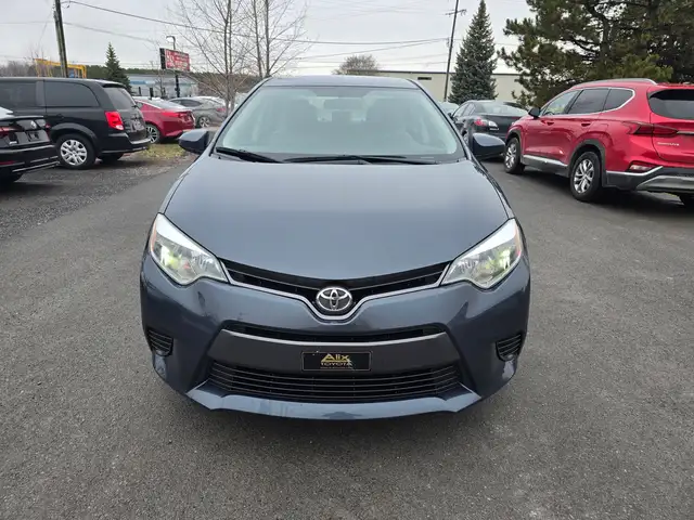 2016 Toyota Corolla LE - Photo 2