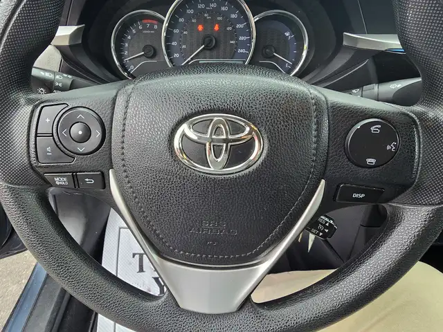 2016 Toyota Corolla LE - Photo 13