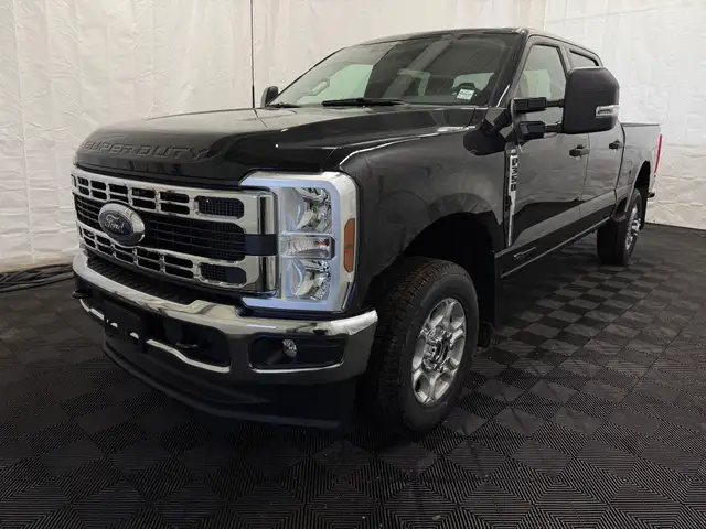 2026 Ford F-350 XLT | DIESEL | 5G MODEM | REMOTE KEYLESS ENTRY - Photo 6