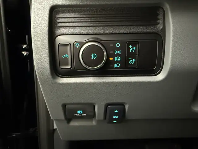 2026 Ford F-350 XLT | DIESEL | 5G MODEM | REMOTE KEYLESS ENTRY - Photo 19