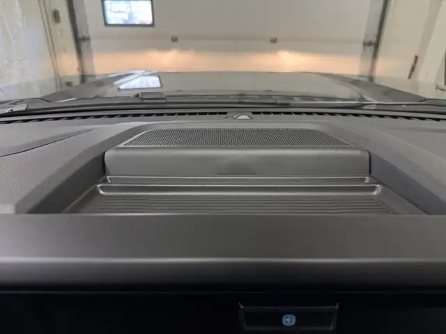 2026 Ford F-350 XLT | DIESEL | 5G MODEM | REMOTE KEYLESS ENTRY - Photo 27