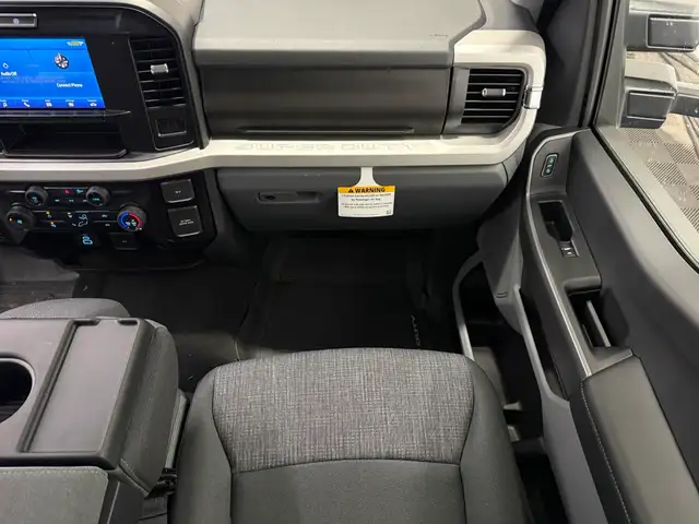 2026 Ford F-350 XLT | DIESEL | 5G MODEM | REMOTE KEYLESS ENTRY - Photo 33