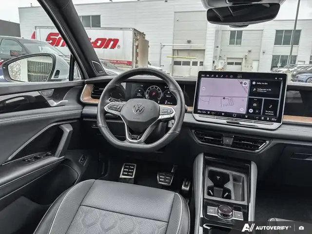 2026 Volkswagen Tiguan Highline Turbo R-Line | VW CERTIFIED - Photo 10