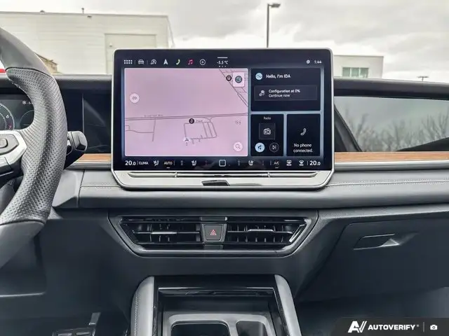 2026 Volkswagen Tiguan Highline Turbo R-Line | VW CERTIFIED - Photo 17