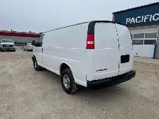 2021 Chevrolet Express - Photo 34