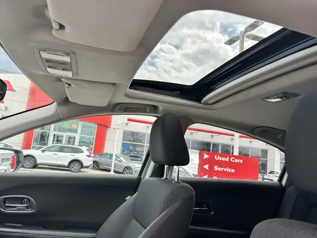 2016 Honda HR-V EX | All Wheel Drive | Winter Wheels | - Photo 10