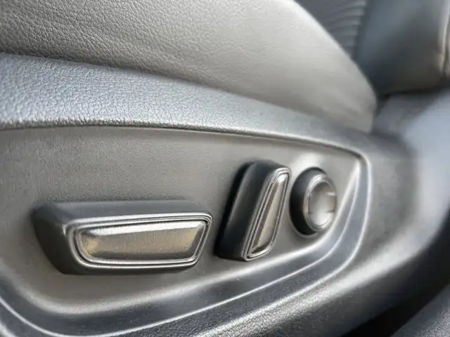 2023 Toyota Camry SE / FWD - Photo 13