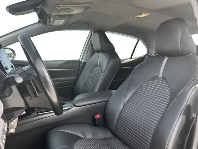 2023 Toyota Camry SE / FWD - Photo 14