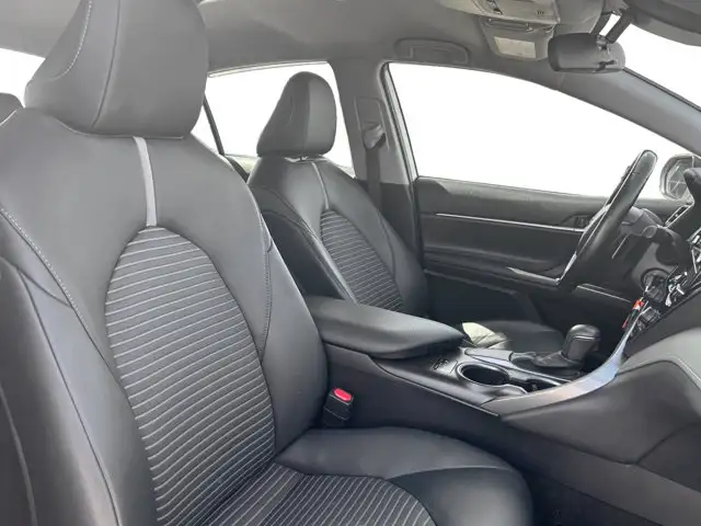 2023 Toyota Camry SE / FWD - Photo 19