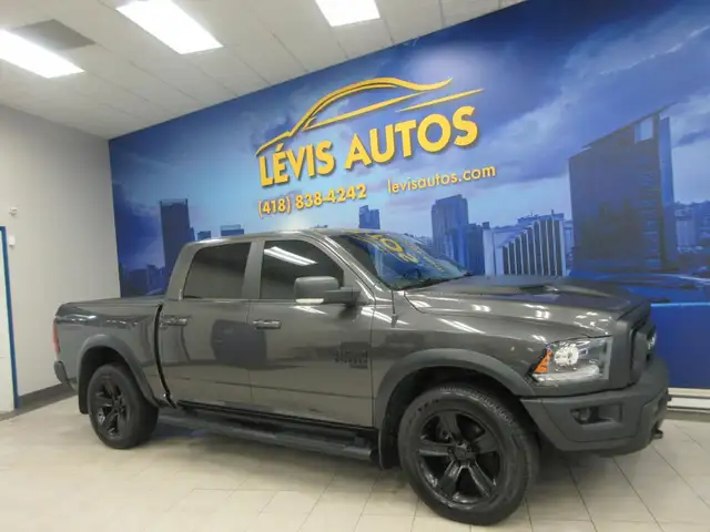 RAM 1500 CLASSIC 2022 WARLOCK SLT V-8 5.7 HEMI 4X4 GPS AUDIO ALP - Photo 2