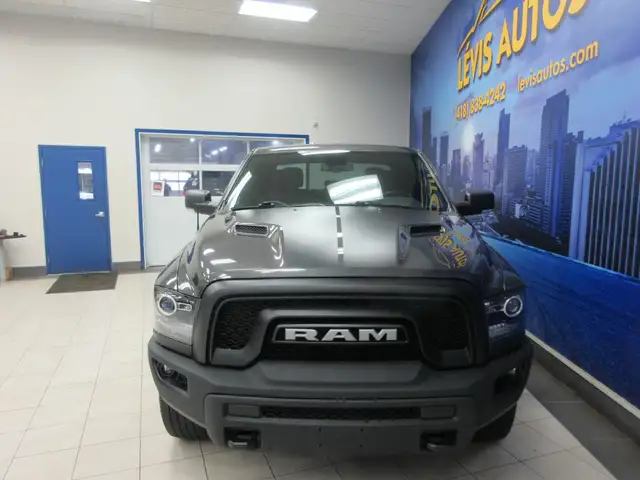 RAM 1500 CLASSIC 2022 WARLOCK SLT V-8 5.7 HEMI 4X4 GPS AUDIO ALP - Photo 4