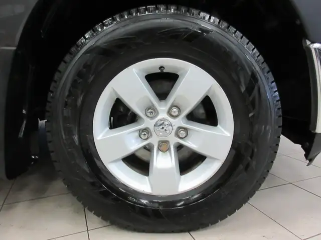 RAM 1500 2016 V6 3.6L 4X4 QUAD-CAB BOITE 6.4 Ft JAMAIS ACCIDENTE - Photo 5