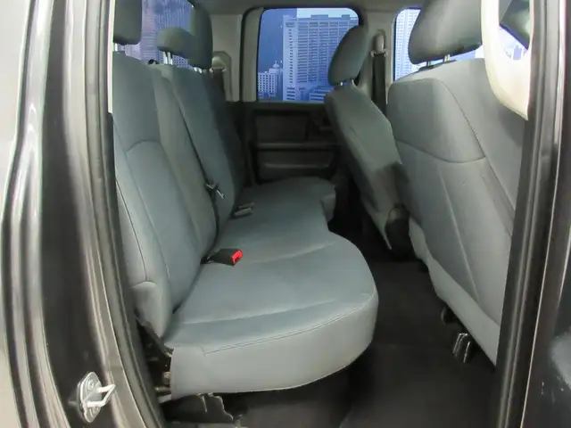 RAM 1500 2016 V6 3.6L 4X4 QUAD-CAB BOITE 6.4 Ft JAMAIS ACCIDENTE - Photo 12