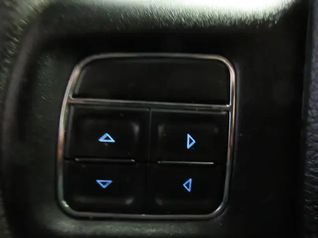 RAM 1500 2016 V6 3.6L 4X4 QUAD-CAB BOITE 6.4 Ft JAMAIS ACCIDENTE - Photo 19