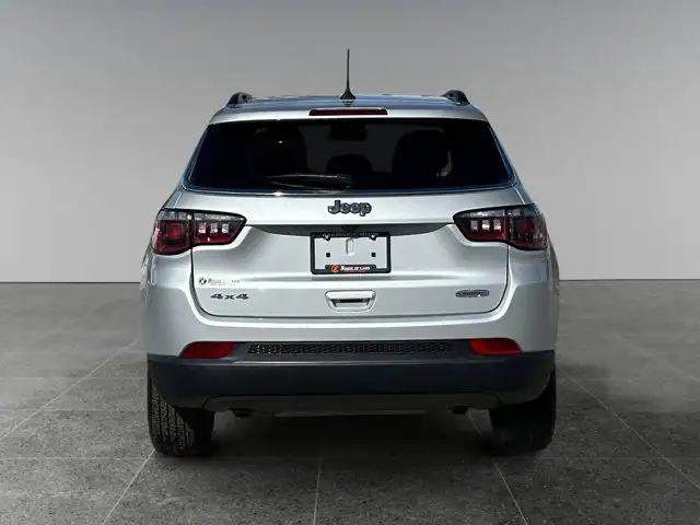 2025 Jeep Compass North /4x4 - Photo 5