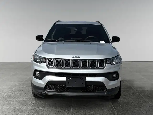 2025 Jeep Compass North /4x4 - Photo 10