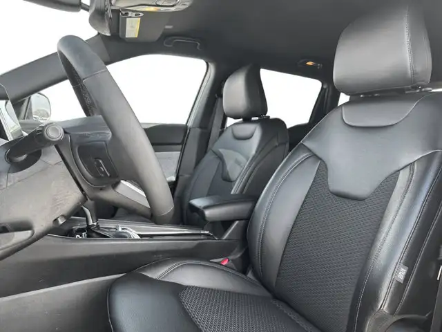 2025 Jeep Compass North /4x4 - Photo 14