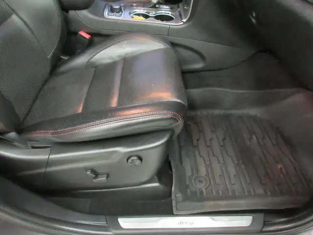 JEEP GRAND CHEROKEE 2021 TRAILHAWK V6 3.6L 4X4 / TOIT PANO / FUL - Photo 13